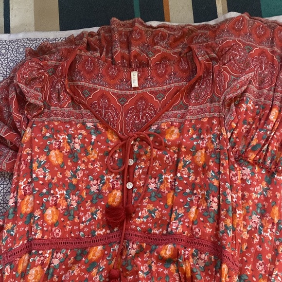 Tulle & Batiste Bohemian gypsy Floral MAXI DRESS - RED size Small Gorgeo… - Picture 4 of 10